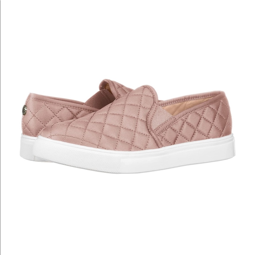 Steve Madden Sneakers 7.5 Quilt Puff Slip On Shoes Women’s Puffy Quilted